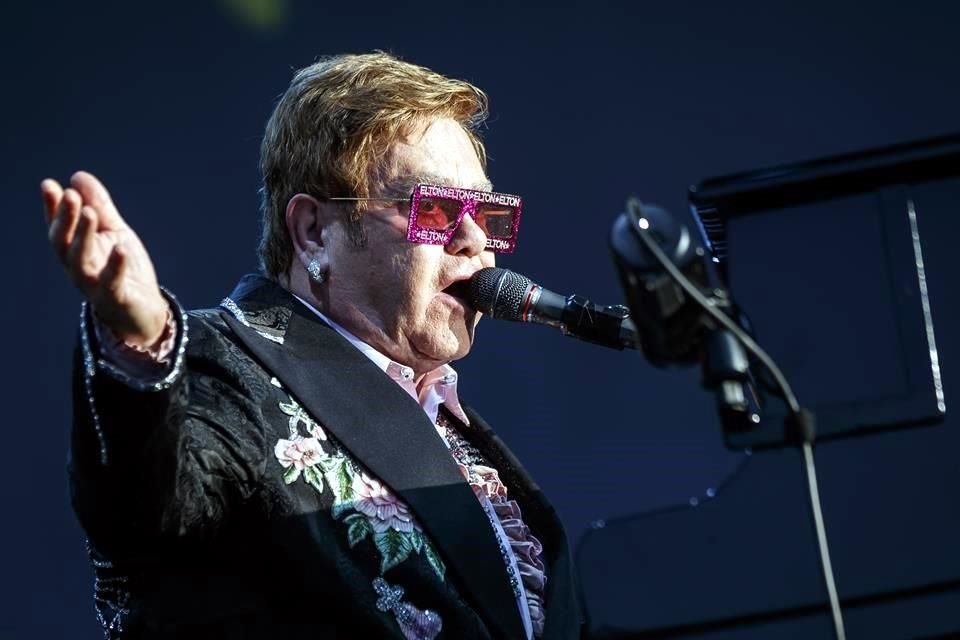 La gira de Elton John 'Farewell Yellow Brick Road Tour' encabeza la lista de las 100 giras mundiales más lucrativas del año.