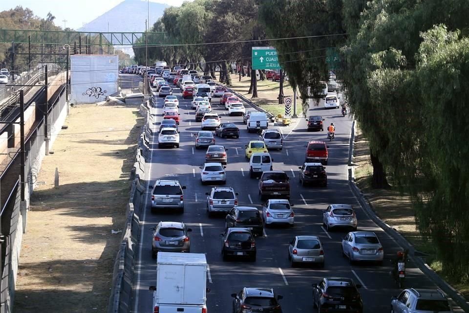 La Calzada Ignacio Zaragoza destaca por ser la vía más peligrosa de la Ciudad, por los accidentes de tránsito que se registran.