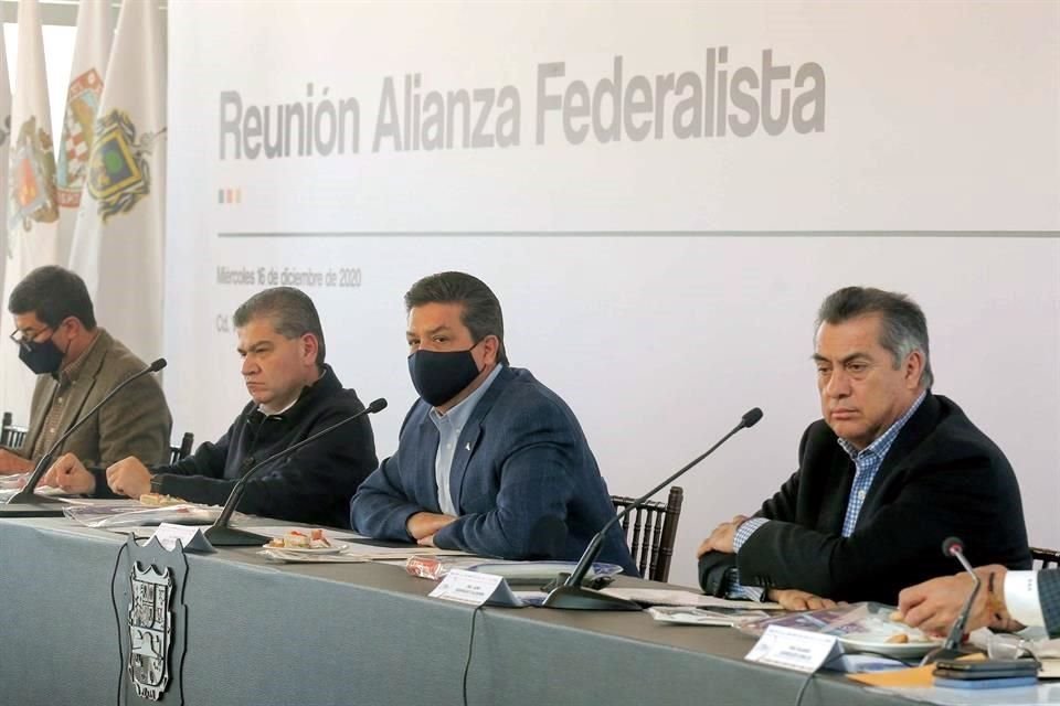 La Alianza demandó al Gobierno transparentar la aplicación de las vacunas.