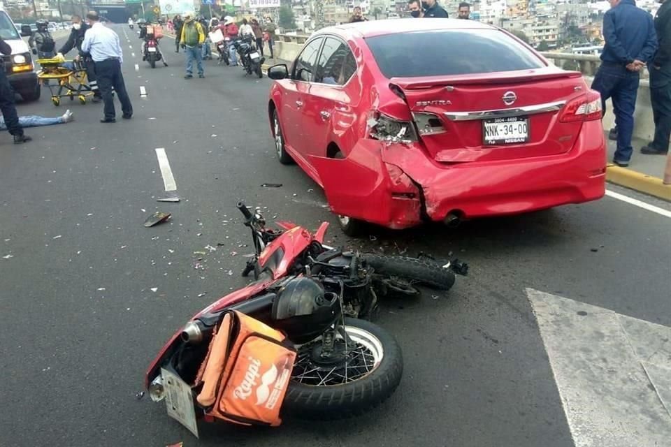 El accidente ocurrió sobre la Avenida Javier Barros Sierra y Antonio Dovalí Jaime, Alcaldía Álvaro Obregón.