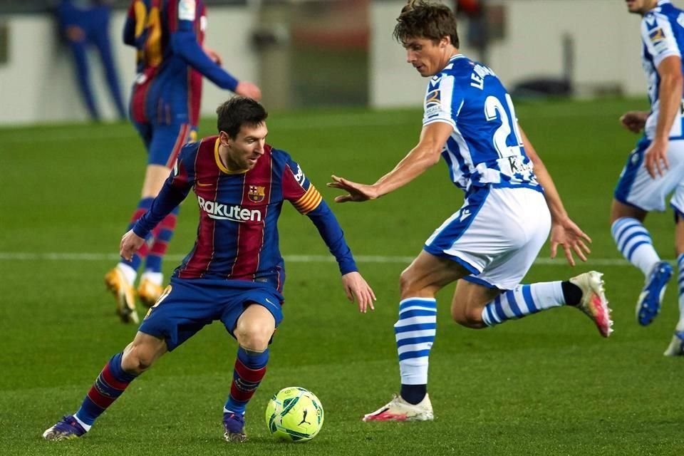 Lionel Messi buscó su salida del Barcelona en el verano pasado.