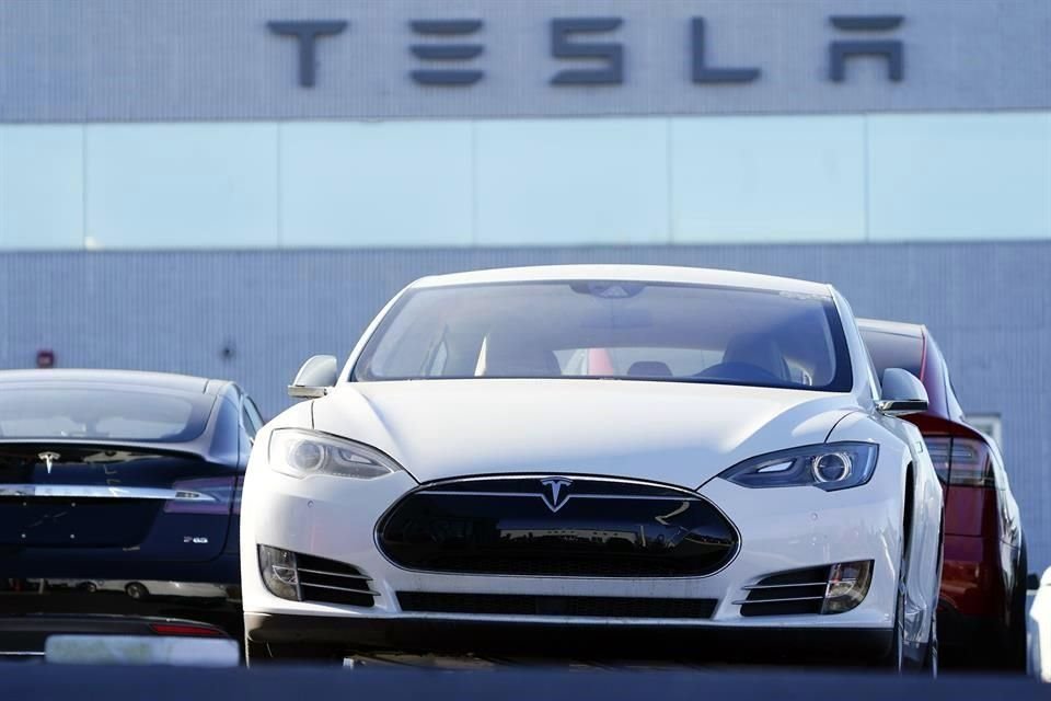 Por su valor bursátil, Tesla es la empresa más grande jamás agregada al índice de referencia.