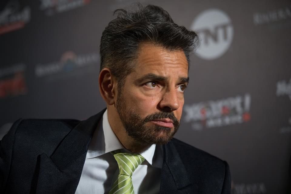 Afirma Eugenio Derbez que fue extorsionado por un video sexual que robaron de sus archivos.