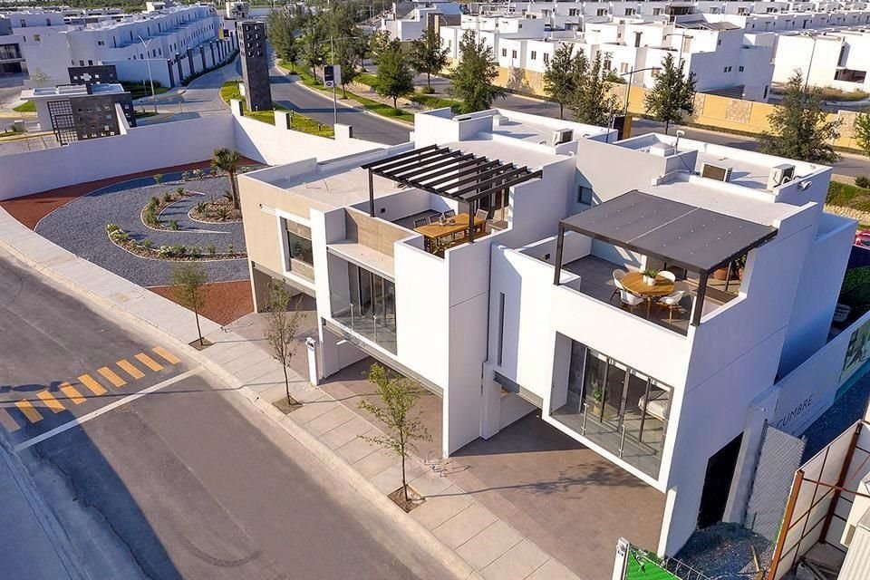 Las casas de 3 niveles cuentan con terraza doble.