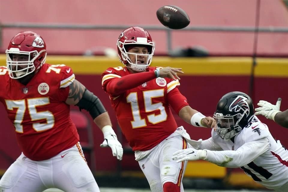 Patrick Mahomes hizo lo necesario y los Jefes terminaron ganando.