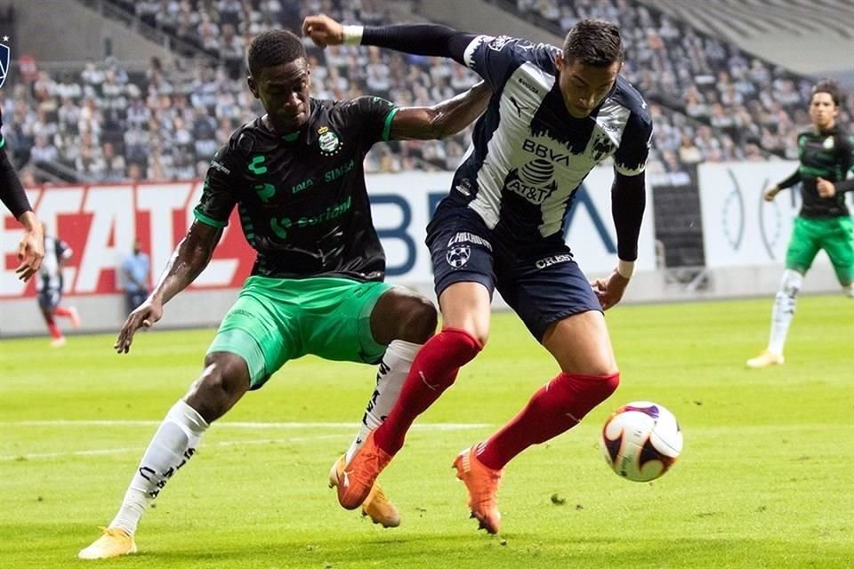 Los Rayados no pudieron vencer a Santos en el amistoso jugado este martes en el estadio BBVA.