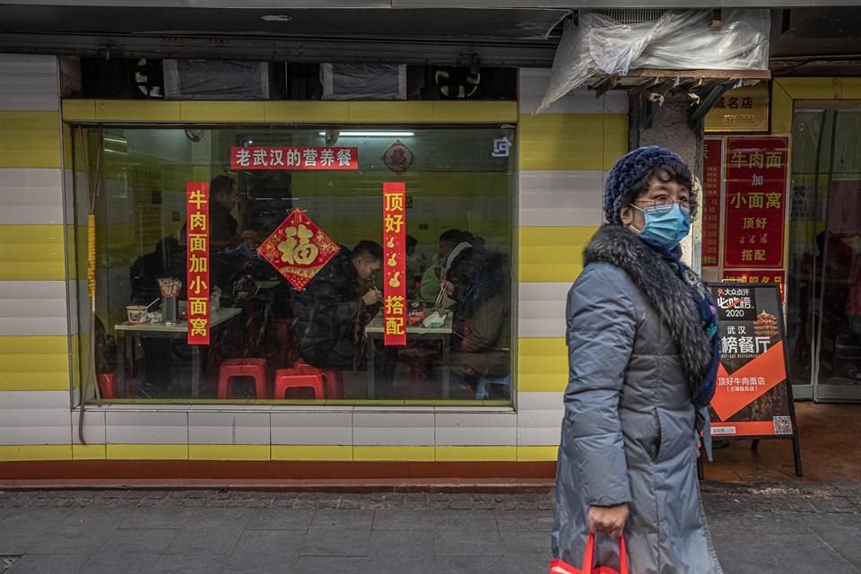 Cao Jinling es el director de este documental que retrata la pandemia por Covid-19 en Wuhan.