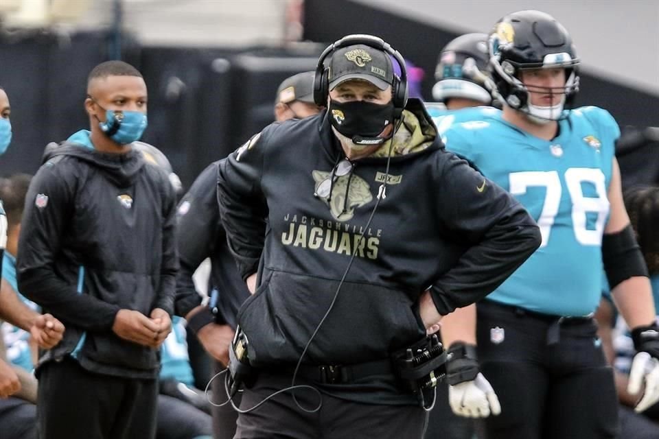 Doug Marrone no pudo evitar que Jacksonville cerrara la temporada con 15 derrotas en fila.