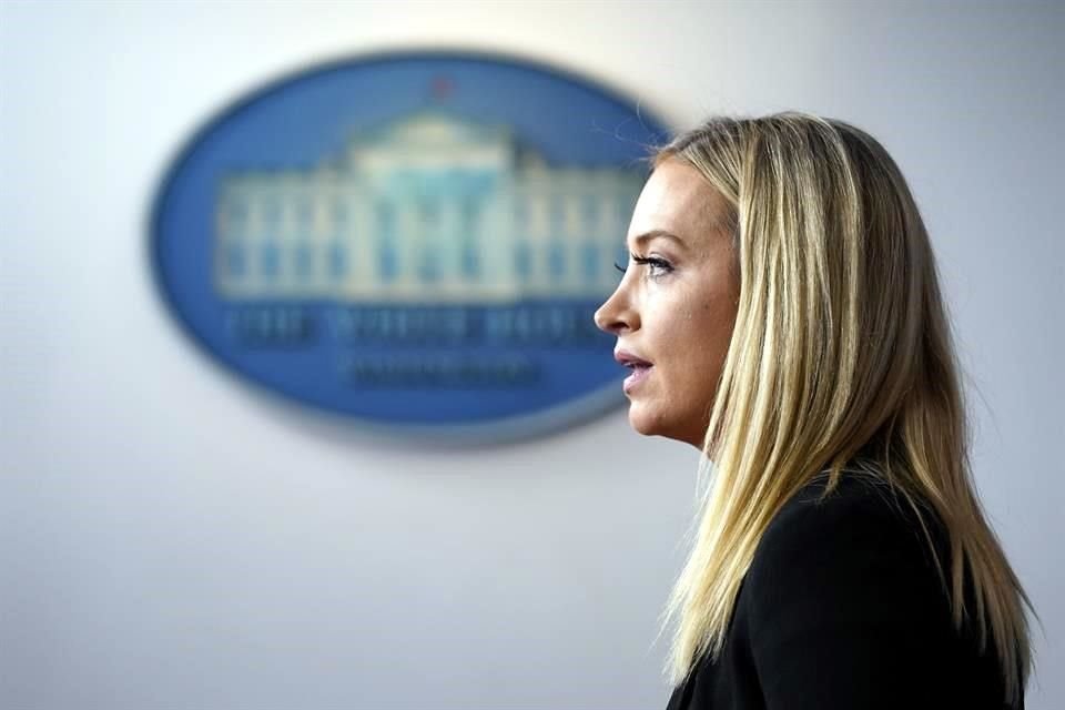 La portavoz de Trump Kayleigh McEnany no aceptó preguntas de la prensa.