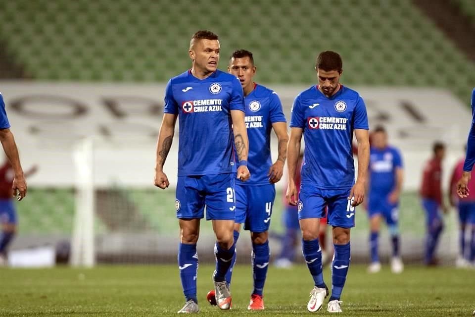 Cruz Azul inició su camino en el torneo con una derrota.
