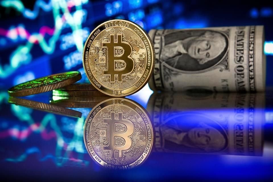 A principios de este mes, el bitcoin alcanzó un récord de 41 mil 981 dólares.