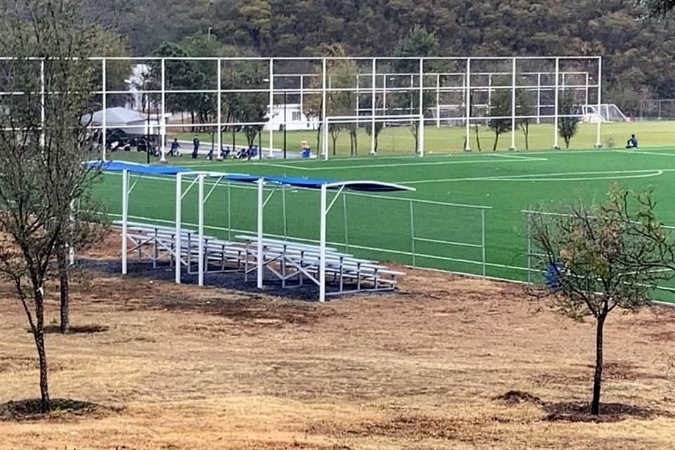 Elementos de la Sub 17 y Sub 20 sí entrenaron en El Barrial.