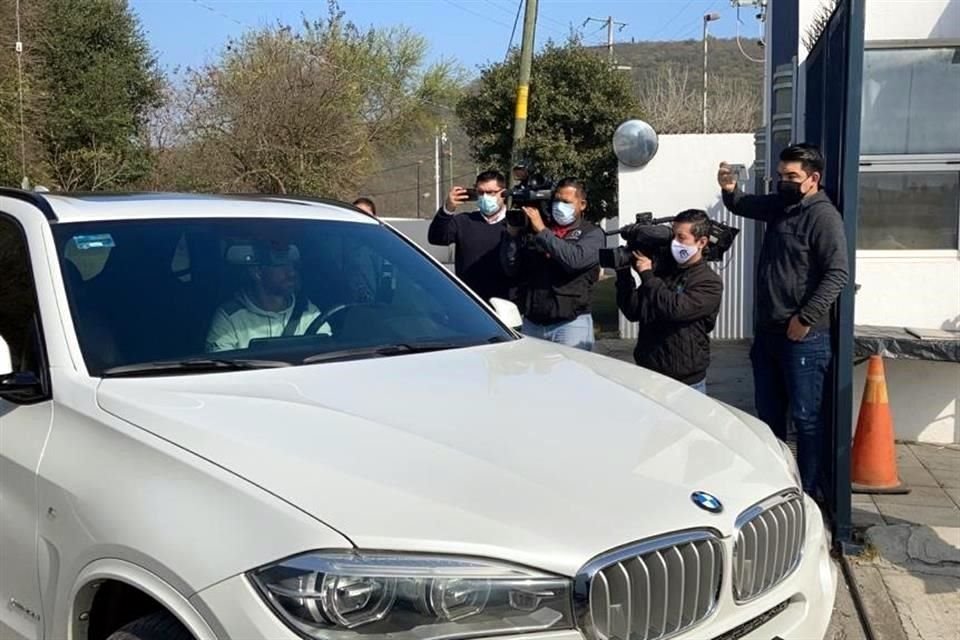 Miguel Layún fue uno de los jugadores que se realizó la prueba tras el brote.