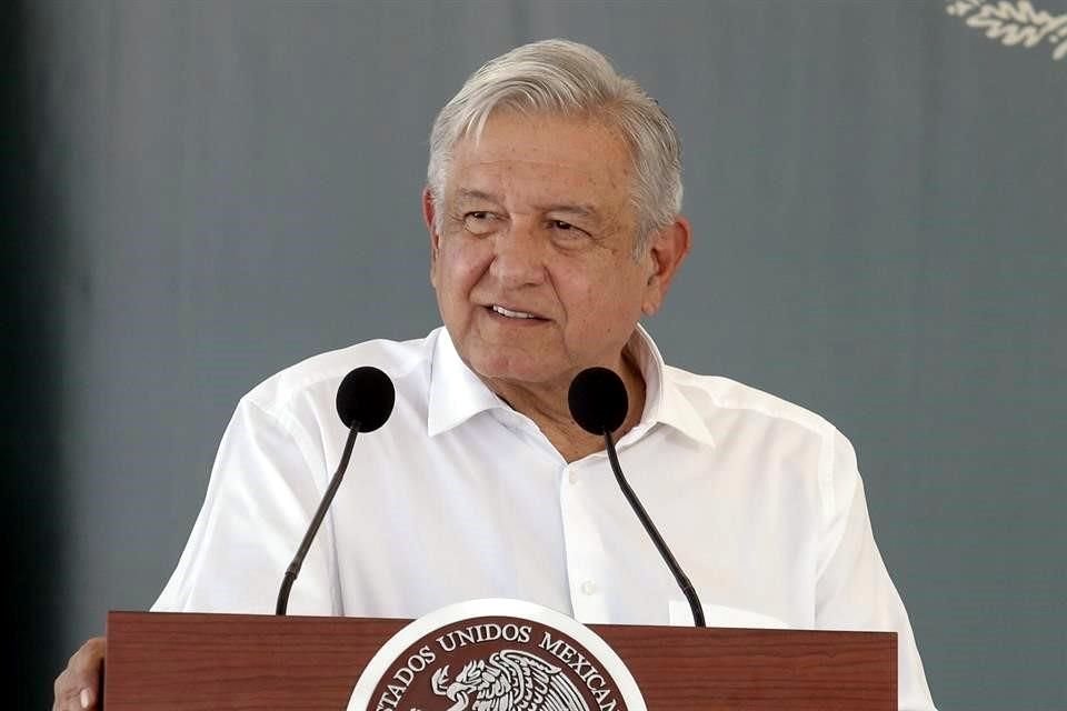 AMLO dijo que se pondrán de acuerdo con los Gobernadores, como el nuevoleonés Jaime Rodríguez, para que se compren vacunas seguras y eficaces y se sigan los lineamientos de priorización.