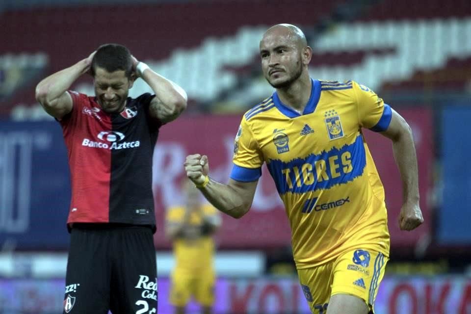 Carlos González marcó su segundo gol con los felinos.