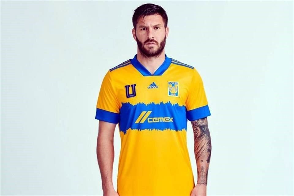 André-pierre Gignac ya posó con el nuevo uniforme felino.