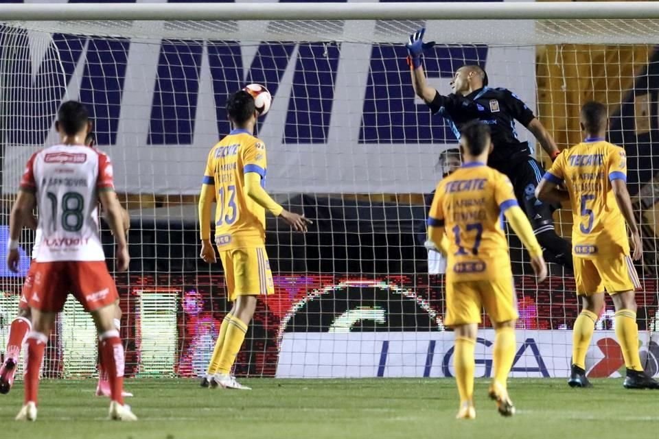 El Necaxa marcó en su primera llegada al arco de Tigres.