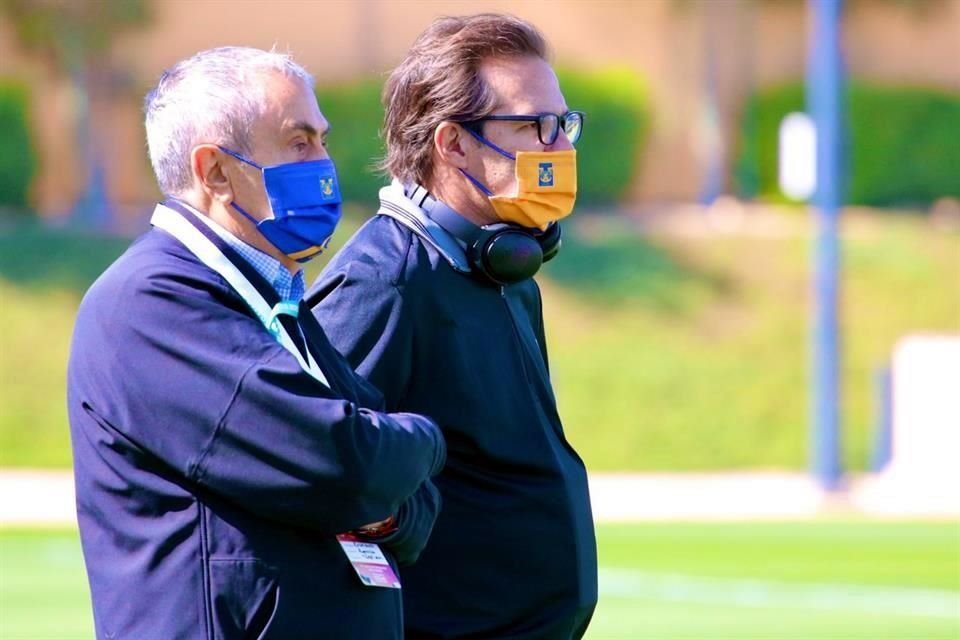 El presidente de Tigres siente que a la mayoría le alegra que a Tigres le vaya mal.