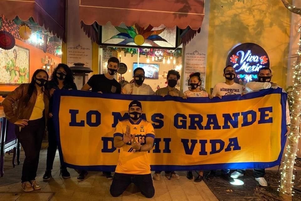 El azul y amarillo no falta en Doha, cede del Mundial de Clubes.