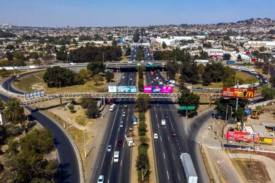 A partir de mañana jueves arranca la rehabilitación de la Carretera a Chapala, entre el Periférico y el Aeropuerto Internacional de Guadalajara.