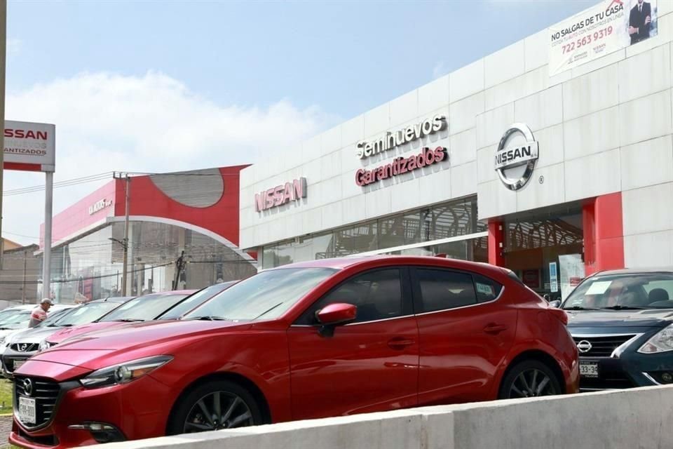 La venta de autos en México rompió una racha de seis meses al alza en junio, con datos desestacionalizados.