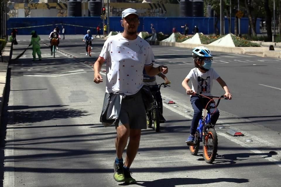 Chicos y grandes han disfrutado este domingo la convocatoria #MuéveteEnBiciCiudadano