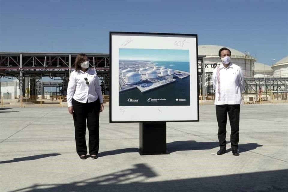 La nueva terminal marítima de hidrocarburos inició formalmente su operación el sábado.