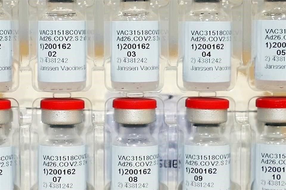 De recibir luz verde, esta sería la tercera vacuna aprobada en Estados Unidos, además de las de Pfizer y Moderna, y es más fácil de usar.