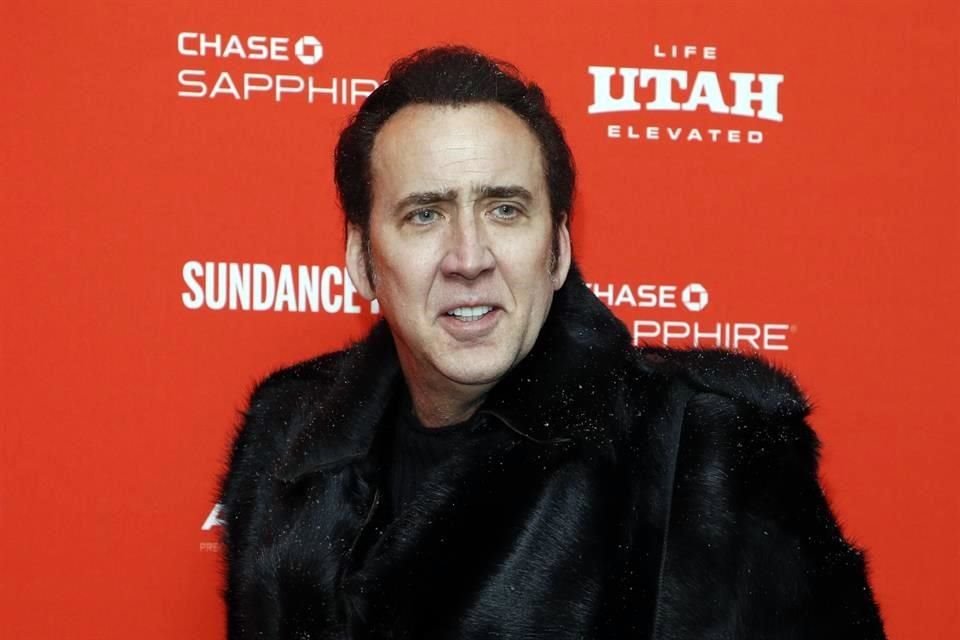 Nicolas Cage se casó por quinta ocasión. El actor unió su vida a la de la joven Riko Shibata, de 26 años, en una ceremonia celebrada el 26 de febrero, en Las Vegas.