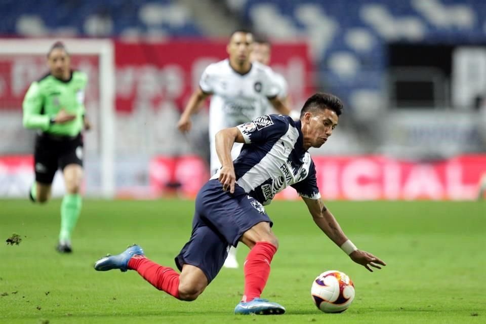 Repasa las acciones del segundo tiempo en el triunfo de Rayados 2-1 sobre Gallos.