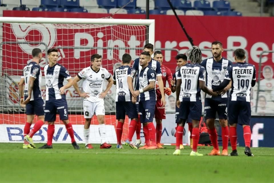 Repasa las acciones del segundo tiempo en el triunfo de Rayados 2-1 sobre Gallos.