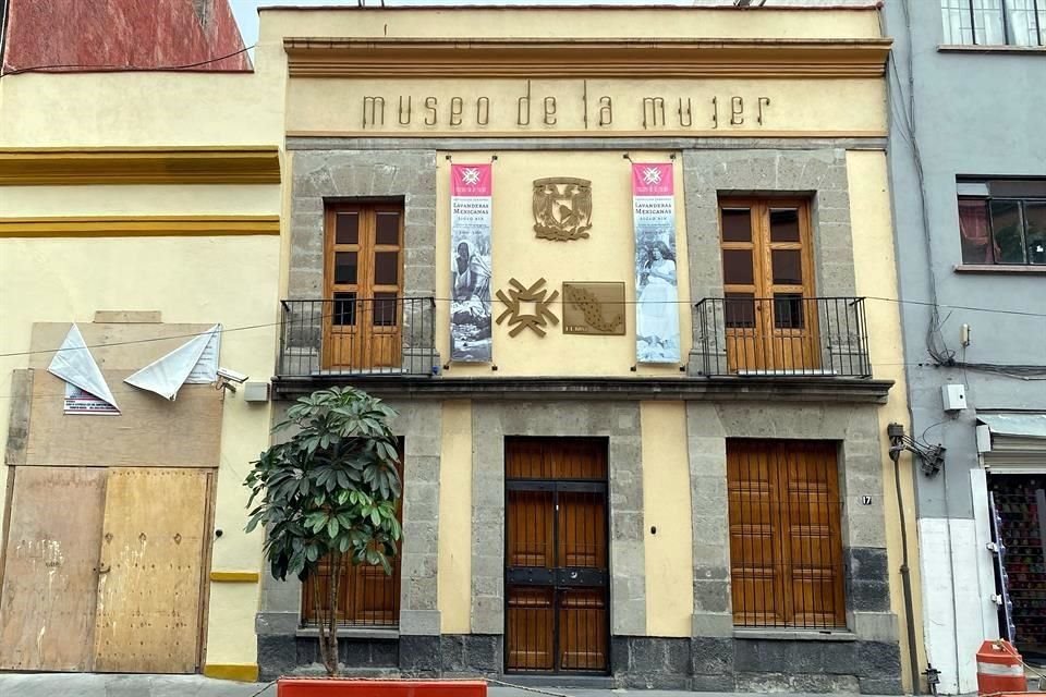 El Museo de la Mujer, fundado el 8 de marzo de 2011, se ubica en República de Bolivia 17, en el Centro Histórico.