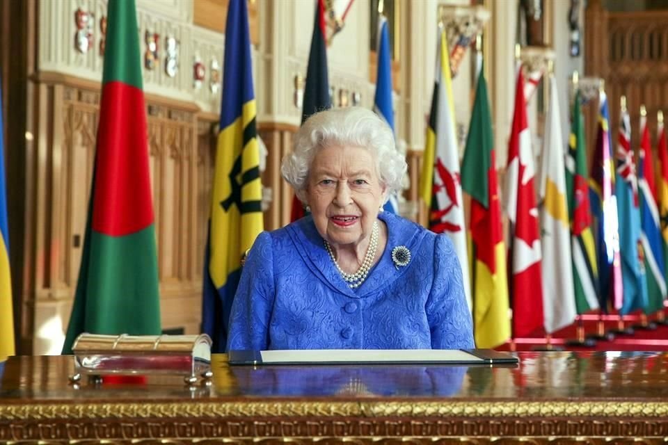 La Reina Isabel II tuvo su primera participación pública desde la transmisión de la entrevista de Enrique y Meghan, pero no se refirió a la situación que ésta ha provocado a la monarquía y su familia.