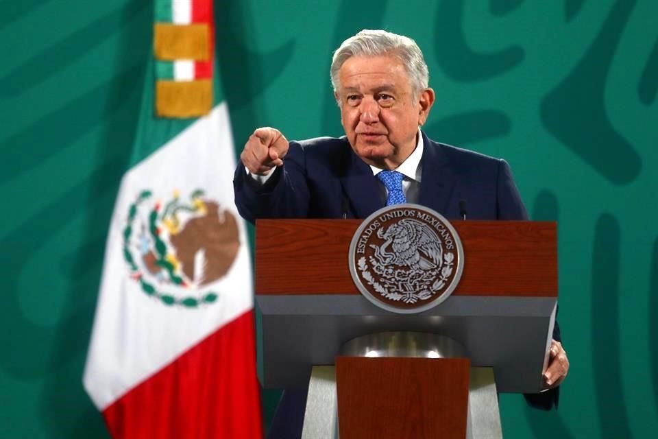 AMLO pidió que se investigue a juez que suspendió reforma eléctrica; jueces y magistrados respondieron que su deber es con Constitución.