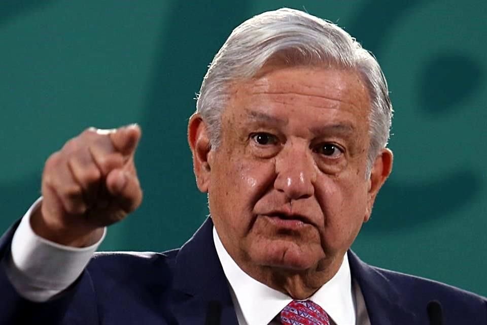 En la demanda, los senadores señalan que las energías limpias quedan relegadas.