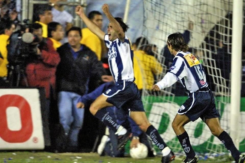 A Walter Silvani se le recuerda en su paso por Pachuca y por anotarle gol a Tigres en la Final del Invierno 2001.