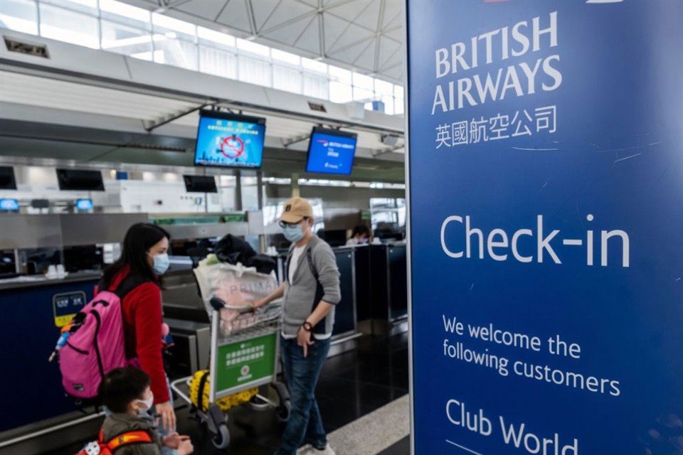 Al momento de reservar en línea, British Airways permitirá subir evidencia de inoculación y prueba negativa de Covid-19.