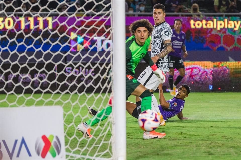 Mazatlán tuvo opciones de gol, pero no concretó.