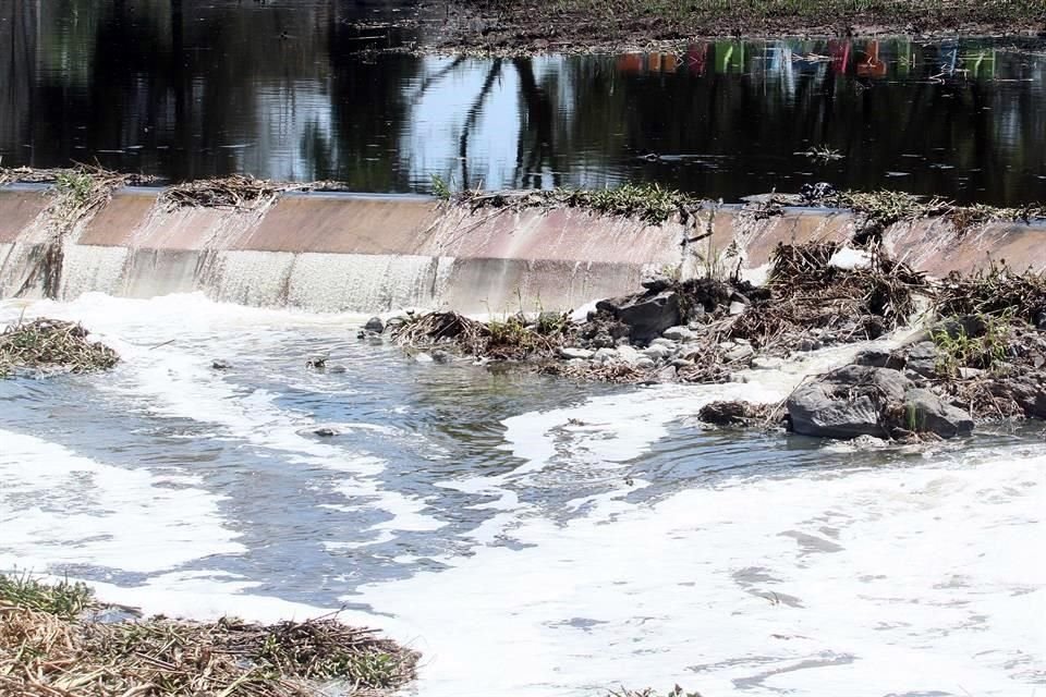 Estudios apuntan que el 18% del agua con el que el Siapa abastece a la Ciudad viene del Río Santiago.