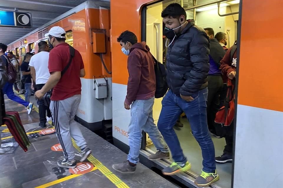 Tras el incendio de enero en el Puesto Central de Control, el número de usuarios que utilizaron el Metro bajó a niveles nunca antes vistos.