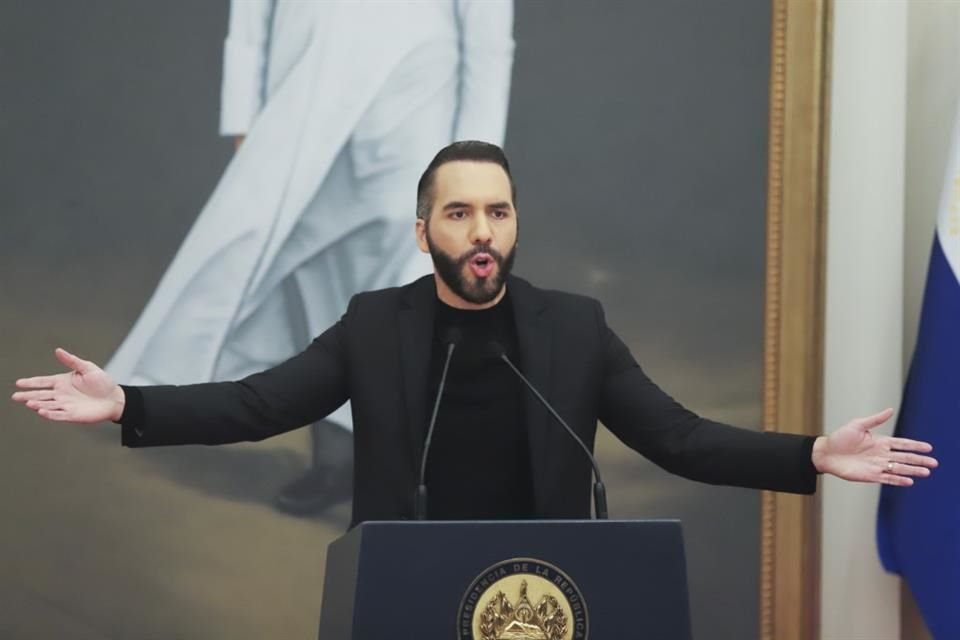 El Presidente salvadoreño, Nayib Bukele, durante una conferencia de prensa el 14 de enero del 2025.