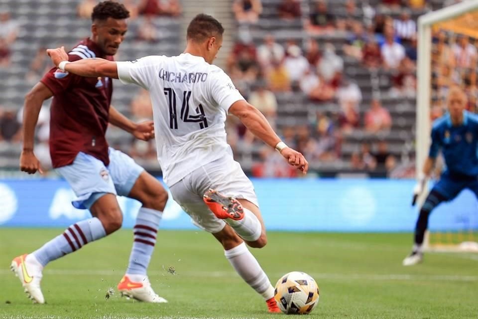 Chicharito volvió a jugar.