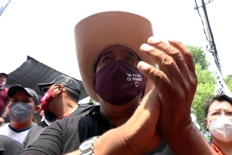 Tras recibir críticas por amagar con llevar protesta a domicilio de Lorenzo Córdova, Félix Salgado (foto) afirmó que no irá a casa del consejero.