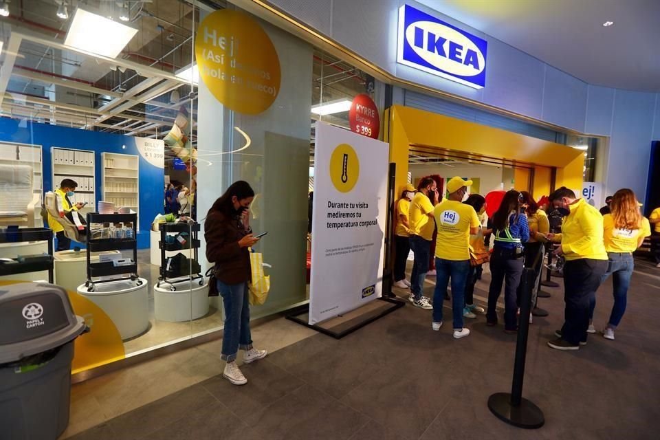 IKEA prueba en Oslo y Madrid un mercado en línea para la compraventa de sus muebles usados.