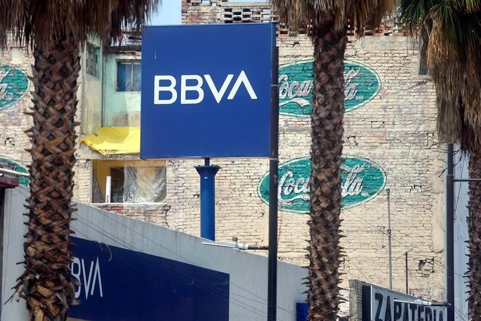 De estas cuatro multas impuestas por la CNBV, la más alta fue de 2 millones 418 mil pesos,. 