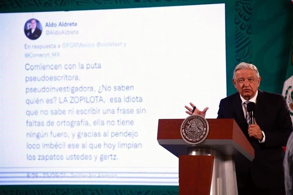 Andrés Manuel López Obrador en conferencia matutina.