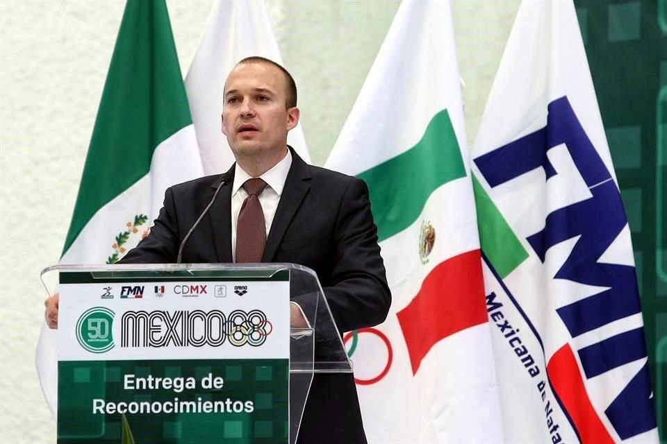 Kiril Todorov, presidente de la Federación Mexicana de Natación, fue vinculado a un proceso por el delito de enriquecimiento ilícito.