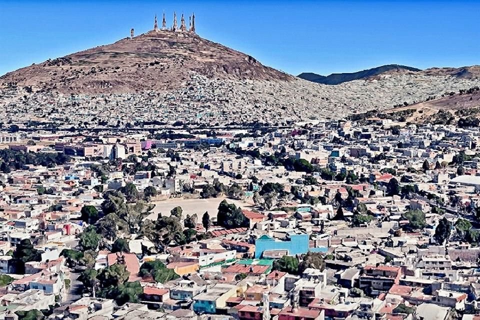 Boom demográfico. La urbanización alcanzó las faldas del Cerro del Chiquihuite en los años 60. Hoy, 4 mil 500 personas lo habitan.