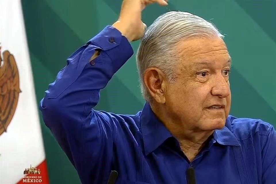 Andrés Manuel López Obrador en conferencia desde Puebla.