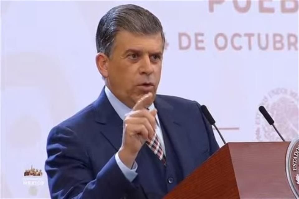 EL titular de Profeco, Ricardo Sheffield, en conferencia matutina.